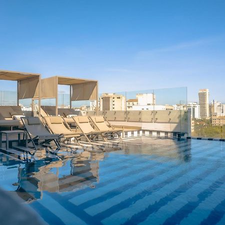 Faranda Collection Barranquilla, A Member Of Radisson Individuals Hotel Barranquilla  Exterior photo Rooftop pool