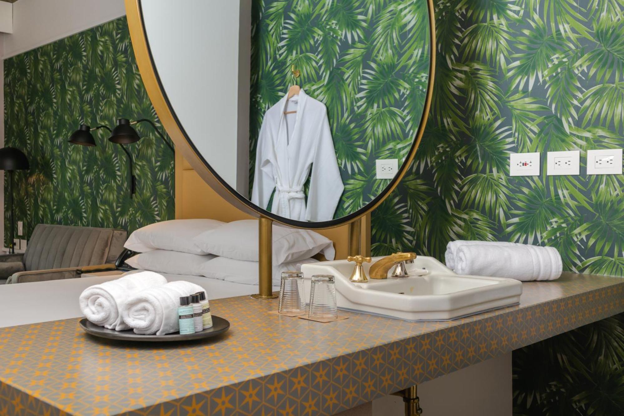 Faranda Collection Barranquilla, A Member Of Radisson Individuals Hotel Barranquilla  Exterior photo Bathroom