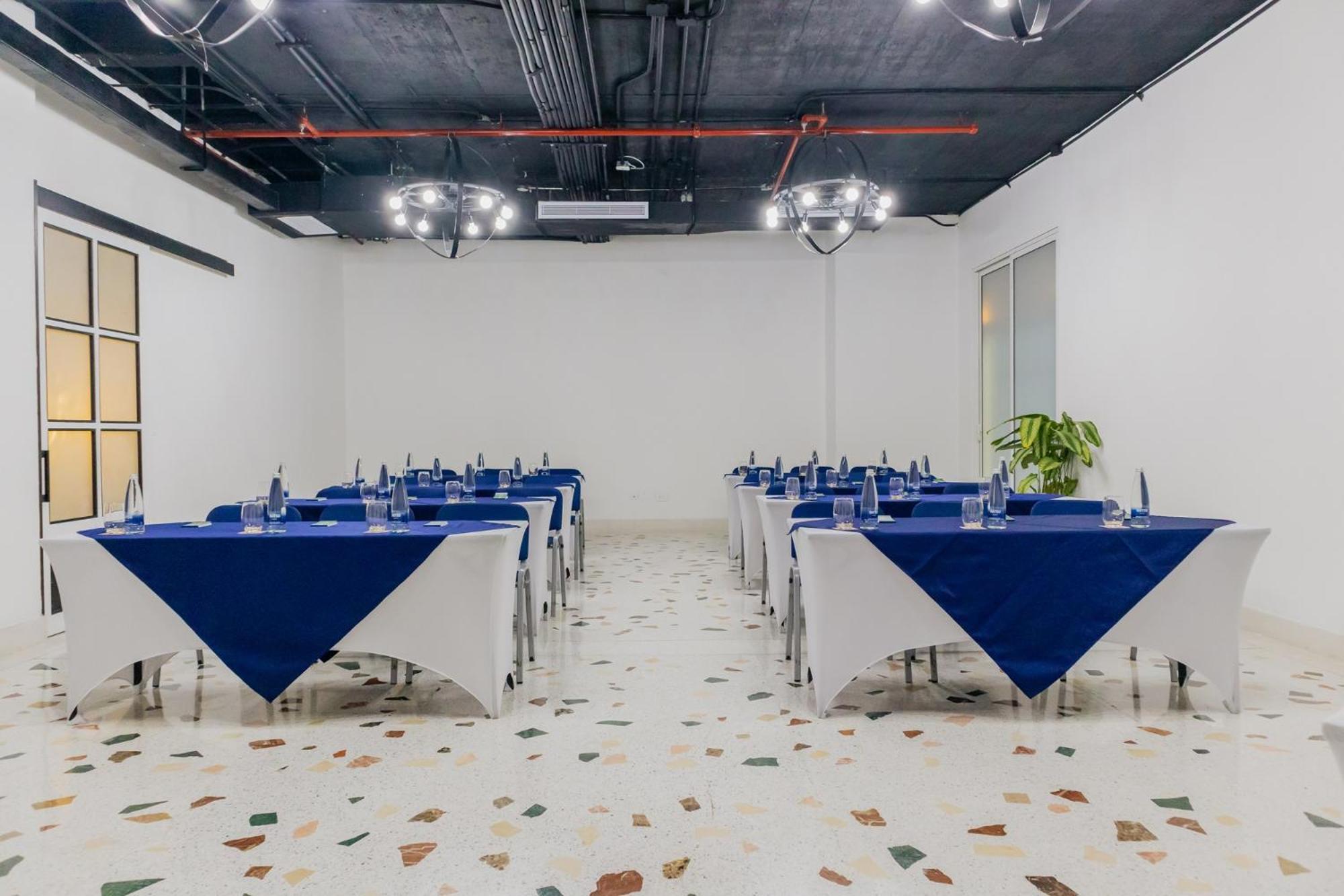 Faranda Collection Barranquilla, A Member Of Radisson Individuals Hotel Barranquilla  Exterior photo Meeting room